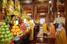 500 phat tu quy y tam bao mua phat dan