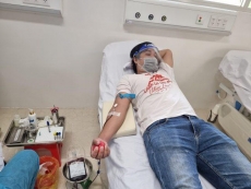 chu tang va doi mau song gia dinh phat tu da nang hien mau trong dai dich covid 19