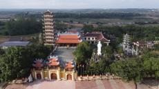 chua cam lo o tinh quang tri co bao thap tho phat va xa loi phat cao nhat viet nam