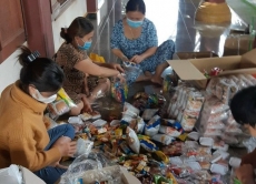 chua hong duc minh thanh tang qua trung thu den cac em thieu nhi