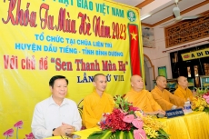 chua lien tri khai mac khoa tu mua he  sen thanh mua ha  lan thu viii nam 2023