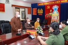 dai dien ban tri su phat giao tp hcm tham cac co quan quan 10 va tan binh