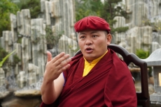 duc drukpa thuksey rinpoche  hay tim nguon vui song va cam hung ben ngoai chiec man hinh dien thoai