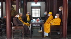 phat tu chua tu hieu chuan bi cho tang le thien su thich nhat hanh
