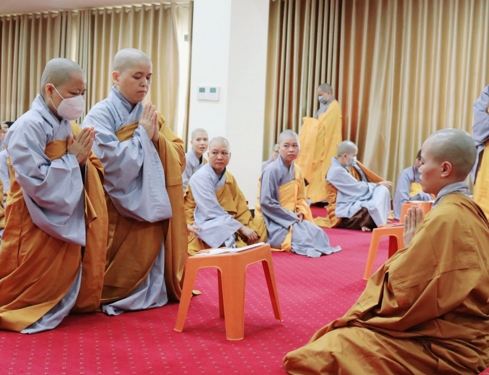 500 hanh gia tai hoc vien phat giao viet nam to chuc le ??giai ha tu tu ??