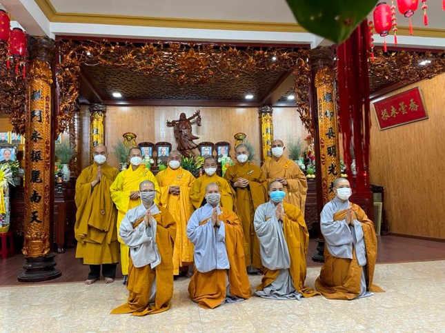 ban tri su phat giao quan tan binh tri an cac bac tien boi qua cac thoi ky