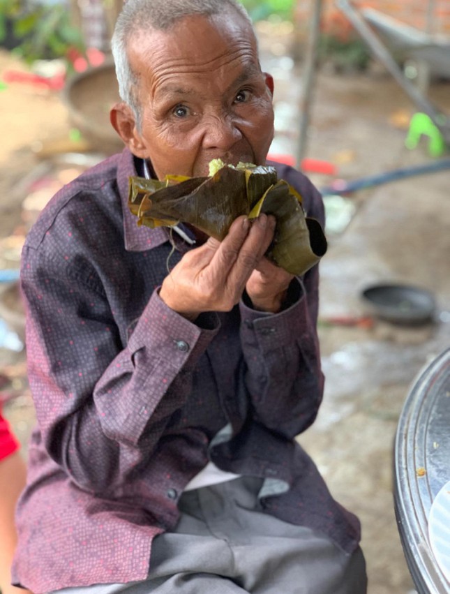 banh chung xanh cho ngay tet am