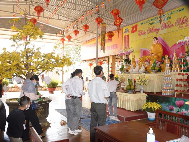 cac chua o dak lak don xuan nham dan