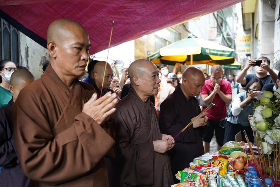 cau sieu cho cac nan nhan xau so vu chay chung cu mini o ha noi