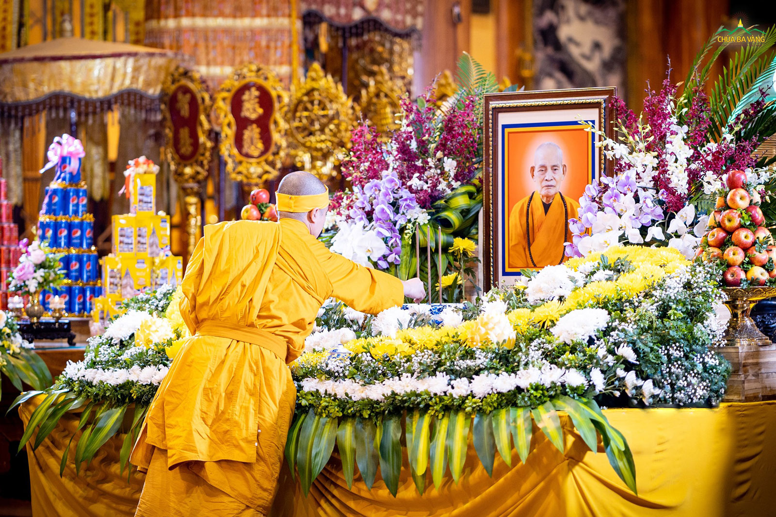 chu tang ni phat tu chua ba vang dong huong tam tri an tuong niem toi duc phap chu thich pho tue