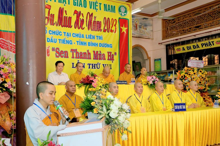 chua lien tri khai mac khoa tu mua he  ??sen thanh mua ha ?? lan thu viii nam 2023