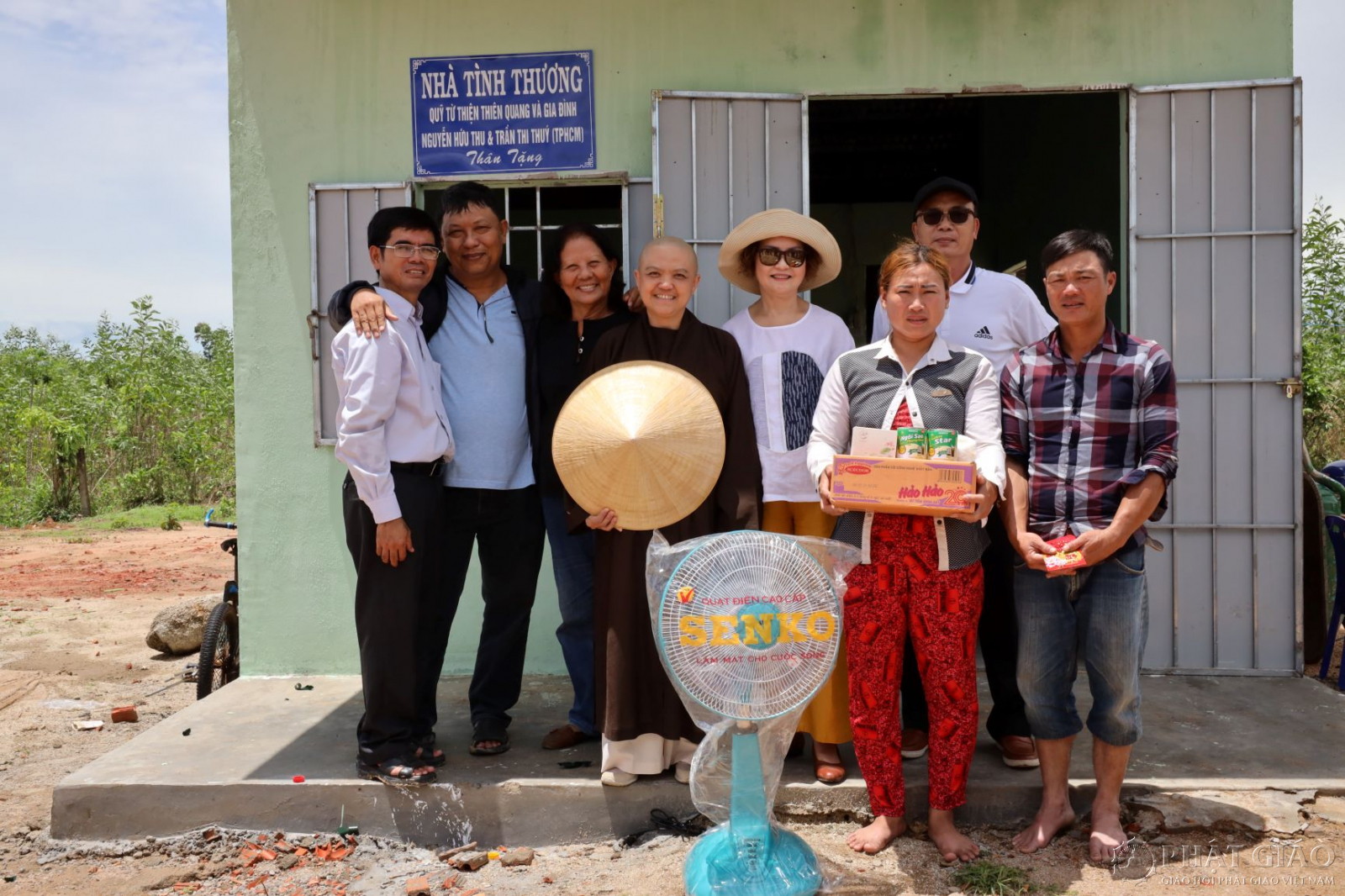 chua thien quang hoang phap ket hop tu thien tai binh thuan