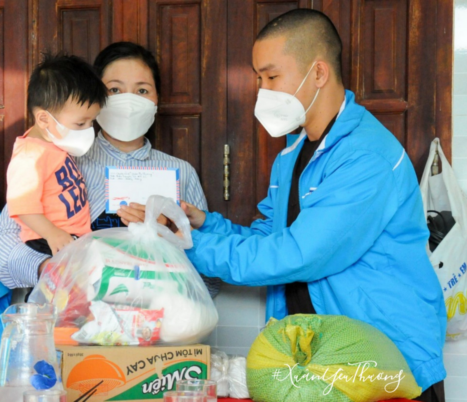 clb thien nguyen co bon la tiep noi chuoi chuong trinh ??xuan yeu thuong ??