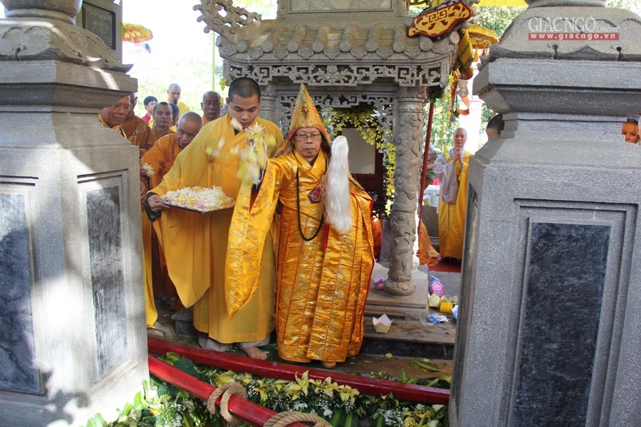 cung tong kim quan nt thich nu dieu tan nhap bao thap