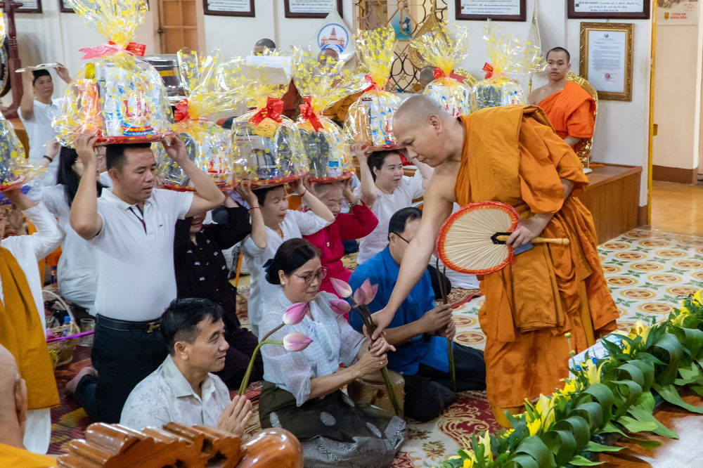 da nang  le da ?ng y ta ? ?m mu ?a le dat bat hoi an cu kiet ha pl 2567