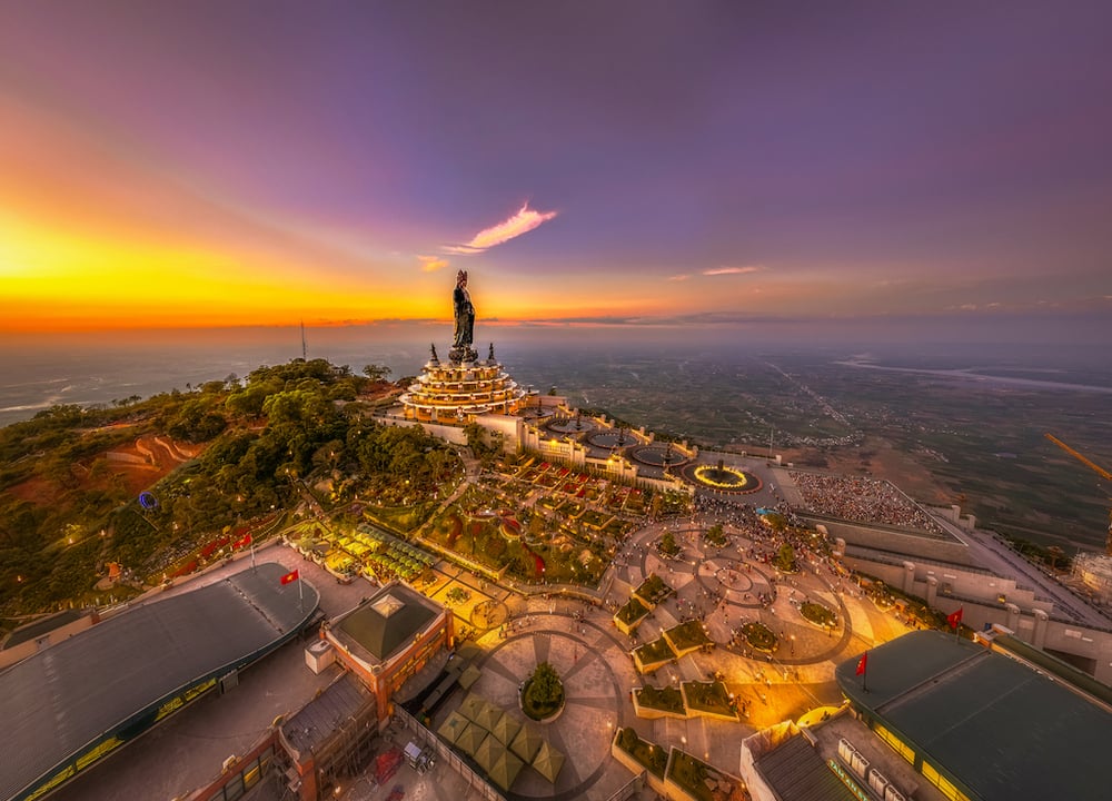 dai tuong phat di lac khong lo chuan bi duoc khai quang tai nui ba den