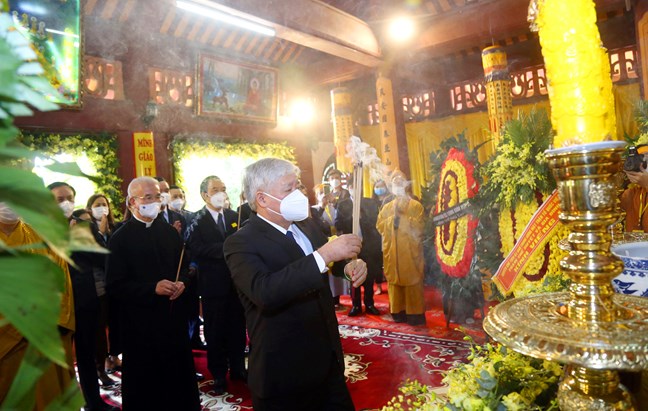doan ubtu mttq viet nam vieng dai lao hoa thuong thich pho tue