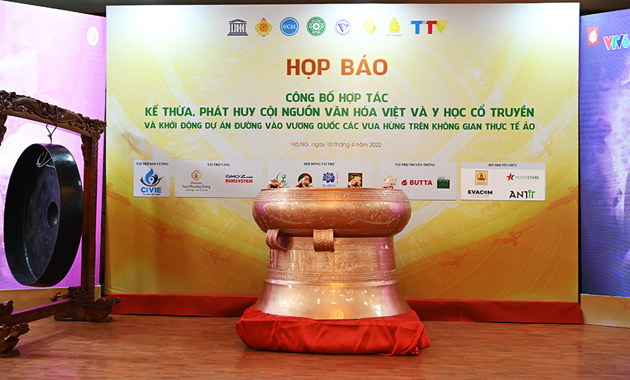 ha noi  hop bao cong bo hop tac ke thua phat huy coi nguon van hoa viet va y hoc co truyen