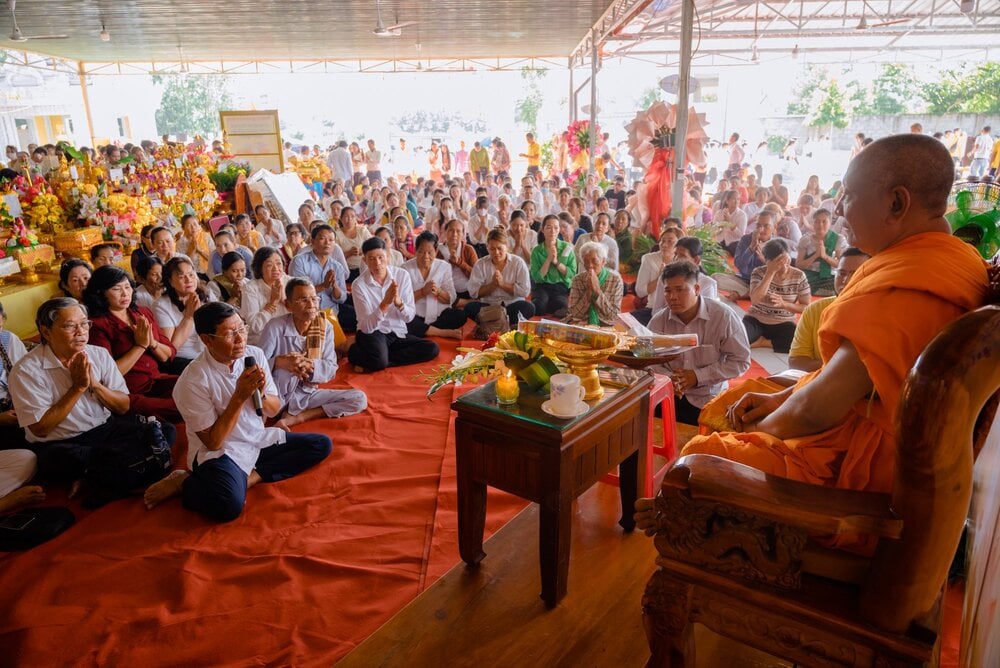 hang ngan nguoi du le dang y kathina o chua tong kim quang