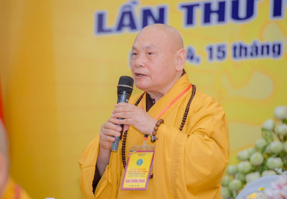 hoa thuong chu tich khang dinh phat giao ha tinh da va dang tren da phat trien vung manh