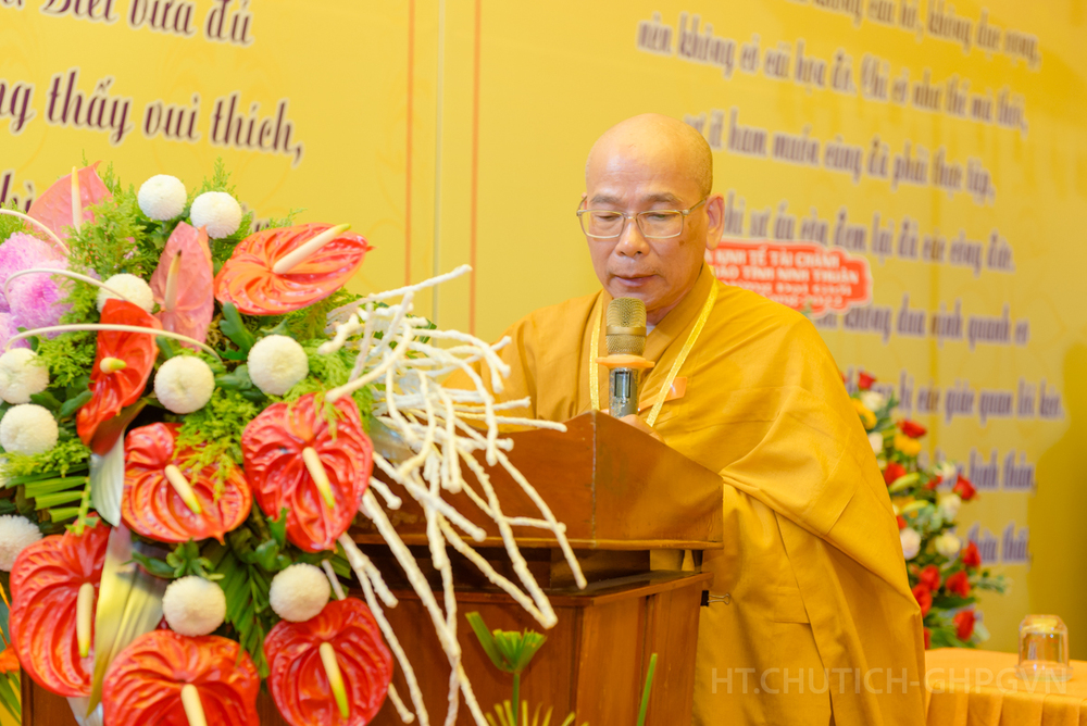 hoa thuong thich thien nhon duong vi dan dau hoa thuong dai gioi dan bao tang