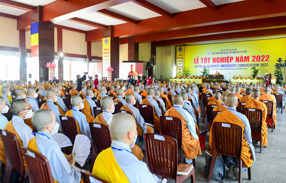 hoc vien phat giao viet nam tai tp hcm to chuc le tot nghiep nam 2022