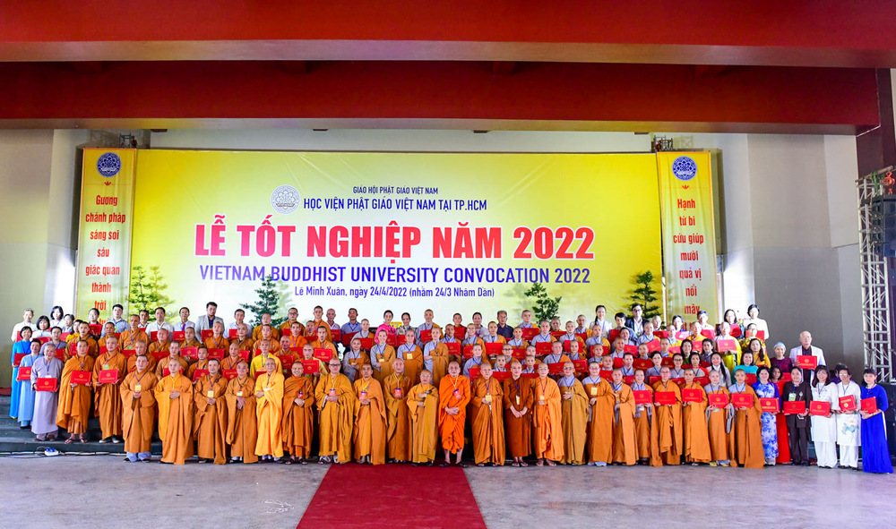 hoc vien phat giao viet nam tai tp hcm to chuc le tot nghiep nam 2022