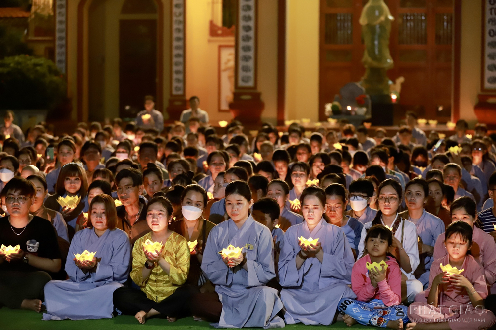 hoi hoa dang khanh via duc phat a di da ?tai chua thien quang