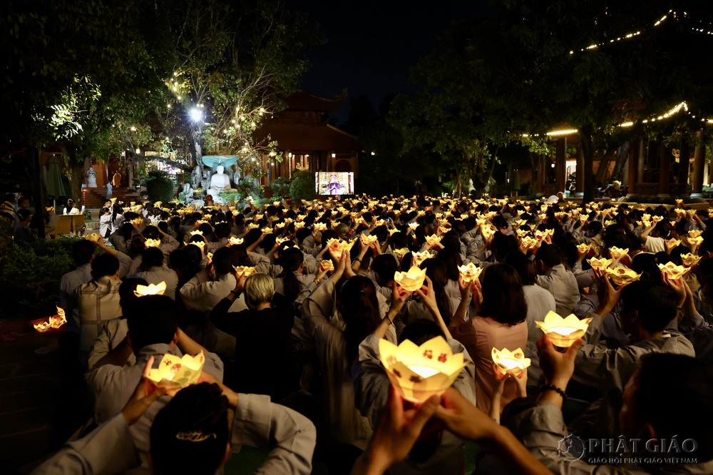 hoi hoa dang khanh via duc phat a di da ?tai chua thien quang