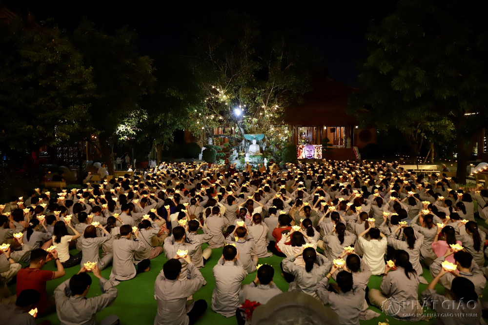 hoi hoa dang khanh via duc phat a di da ?tai chua thien quang