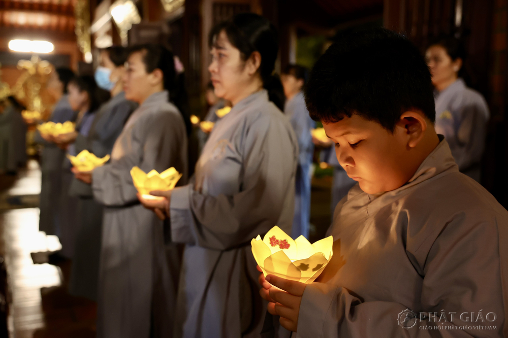 hoi hoa dang khanh via duc phat a di da ?tai chua thien quang