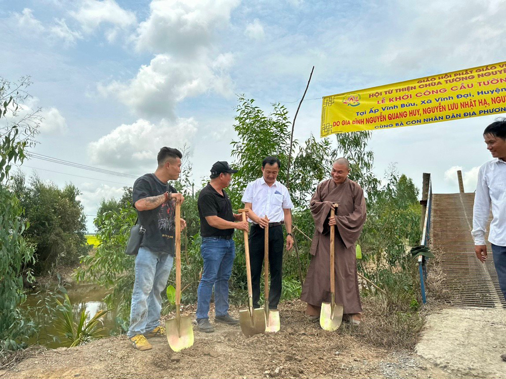 hoi tu thien chua tuong nguyen khoi cong 3 cau giao thong nong thon tai tinh tien giang va long an