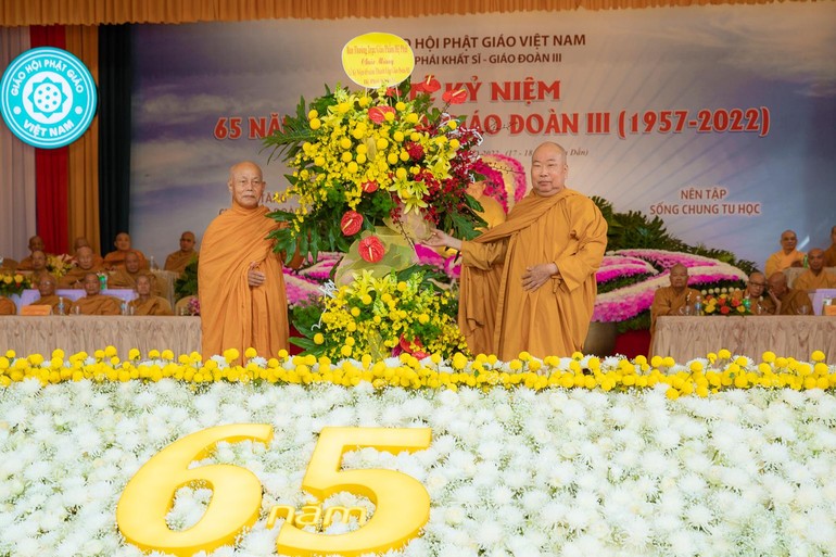 khanh hoa ky niem 65 nam ngay thanh lap giao doan iii he phai khat si