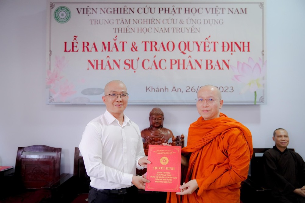 kien toan nhan su cac ban chuyen mon cua trung tam nghien cuu va ung dung thien hoc nam truyen