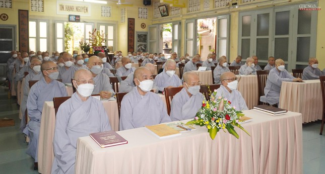 lan dau tien phan ban ni gioi tp hcm to chuc lop gioi luat cho chu ni trong mua an cu
