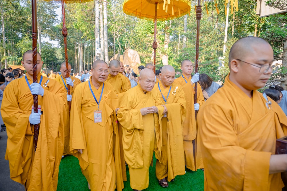 lanh dao giao hoi van an thien su thich thanh tu