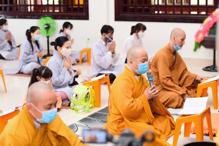 le bong hong cai ao tai tu vien tuong van