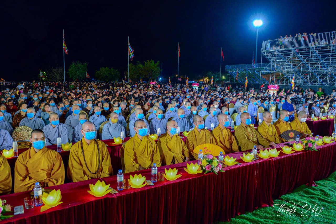 le cau quoc thai dan an va dem hoi hoa dang o co do hoa lu