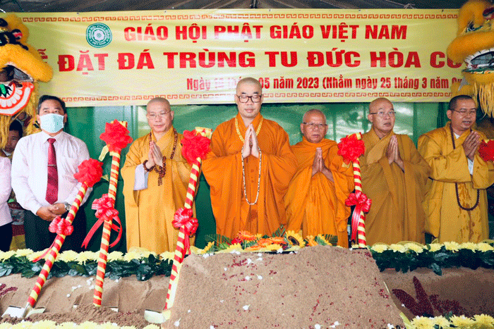 le dat da khoi cong trung tu chua duc hoa tai tien giang