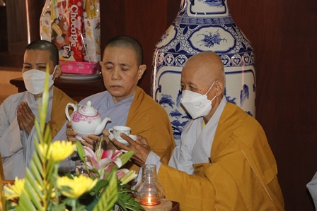 le huy nhat lan thu nhat ?? tuong niem giac linh co ni truong thich nu giac hanh