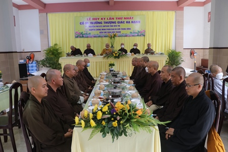 le huy nhat lan thu nhat ?? tuong niem giac linh co ni truong thich nu giac hanh
