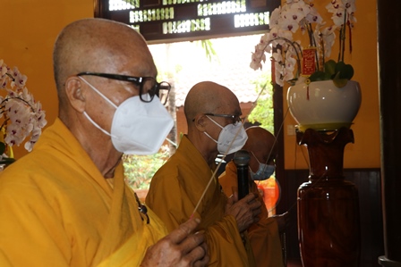 le huy nhat lan thu nhat ?? tuong niem giac linh co ni truong thich nu giac hanh