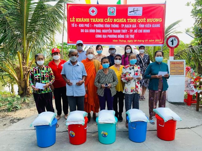 le khanh thanh cau  quot nghia tinh que huong quot  tai tp rach gia