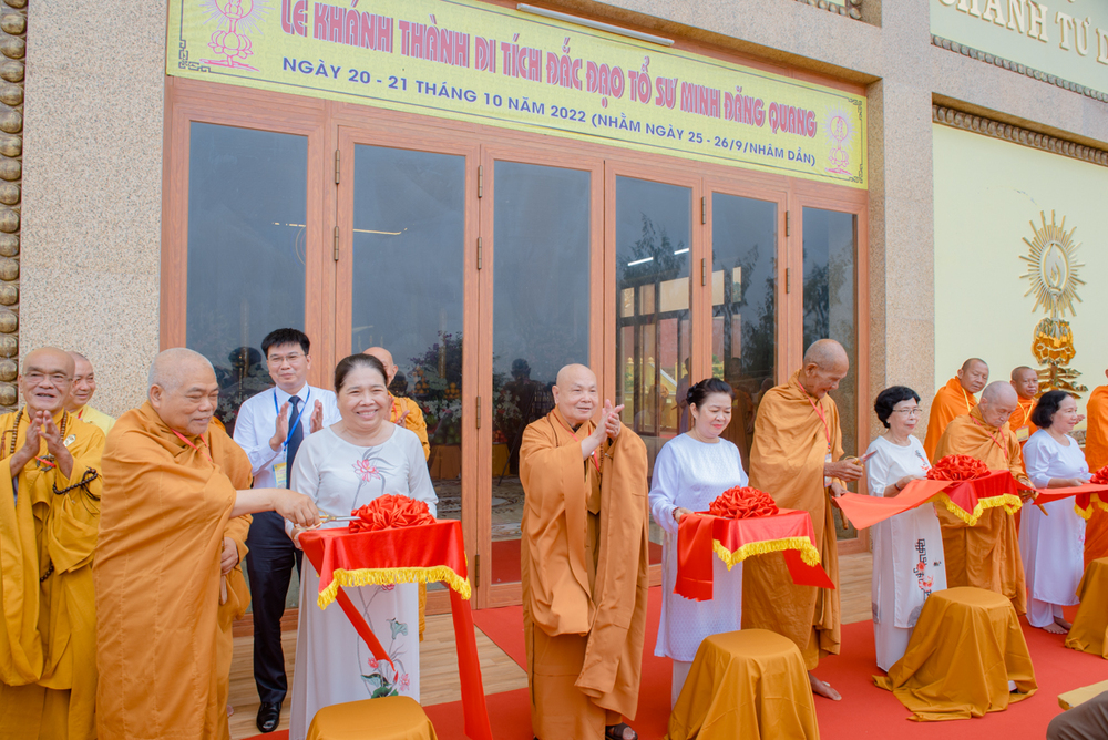 le khanh thanh di tich to su minh dang quang