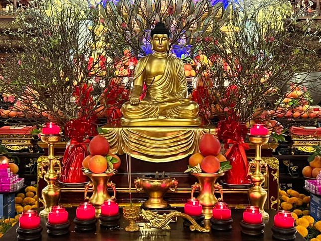 le ky an hoi xuan nham dan tai chua vien giac quan tan binh