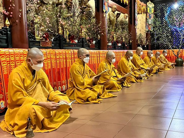 le ky an hoi xuan nham dan tai chua vien giac quan tan binh