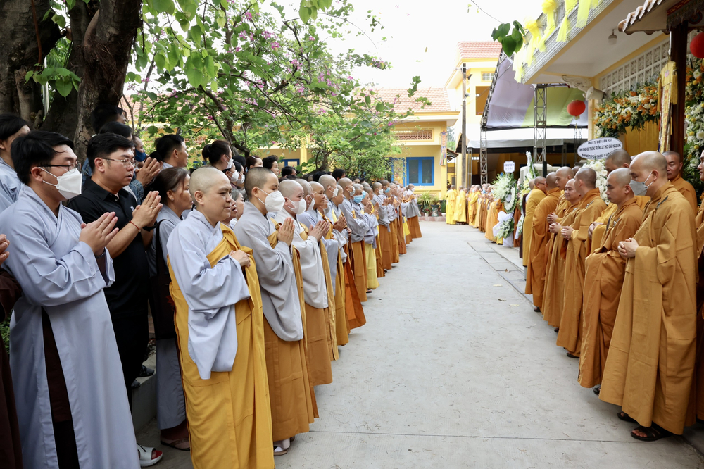 le nhap kim quan truong lao hoa thuong thich giac quang