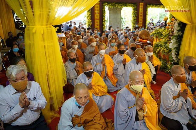 le nhap liem hoa thuong thich pho tue