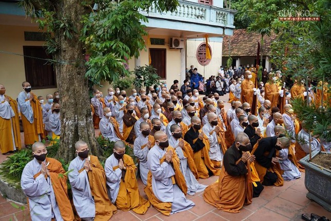 le nhap liem hoa thuong thich pho tue
