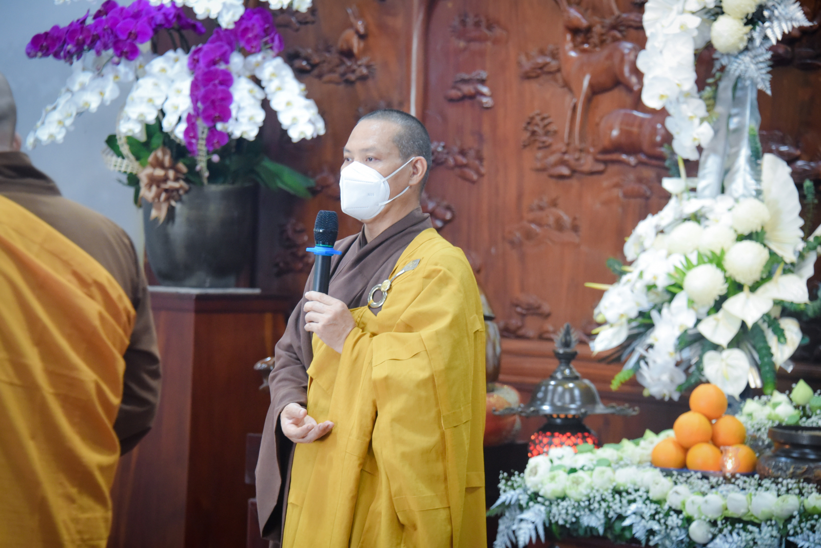 le so that co nghe si phi nhung va cau sieu cac nan nhan tu vong vi dich benh covid 19